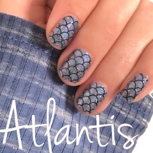 Color street nail polish strips